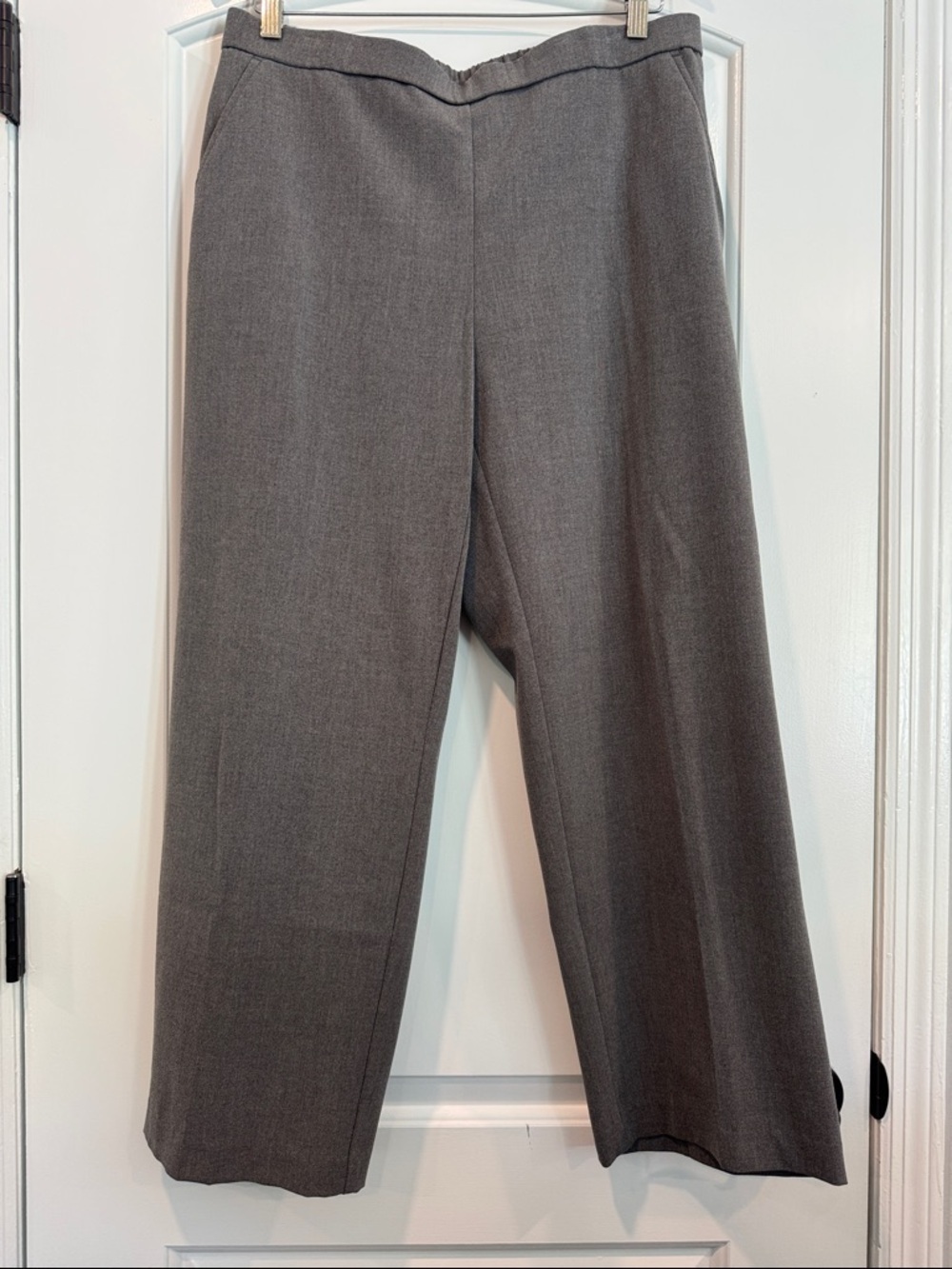 Briggs Petite Charcoal Gray Elastic Waist Pull-On Pants Size 14PS